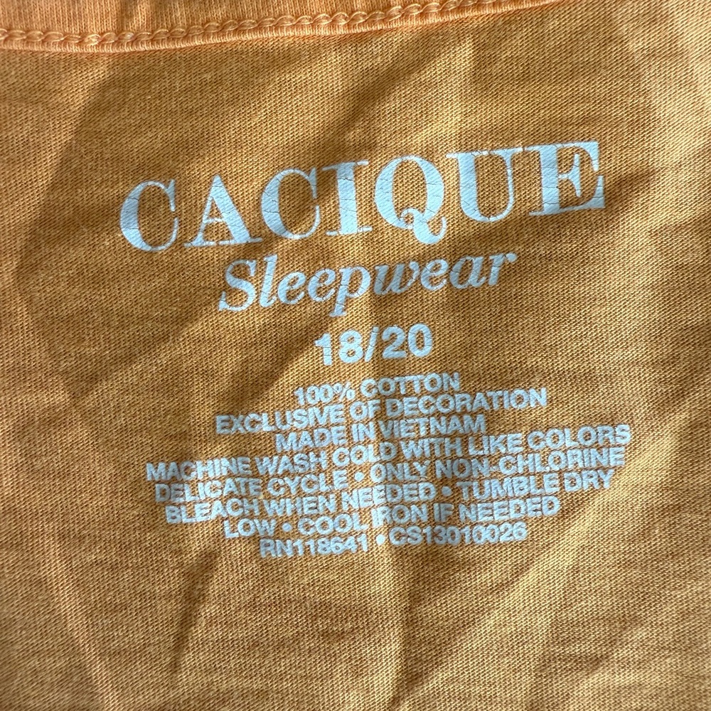 Catherines Short Sleeve Relaxed Fit Shirt - Picture 6 of 9